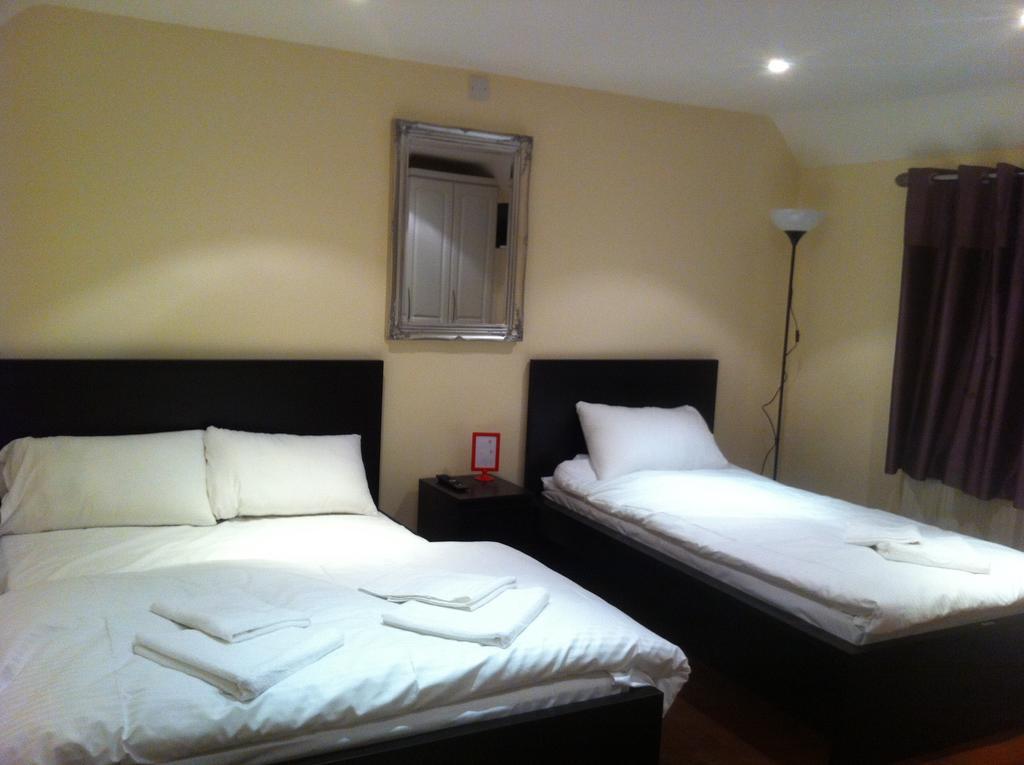 צ'יגוול The Greyhound Cottage חדר תמונה