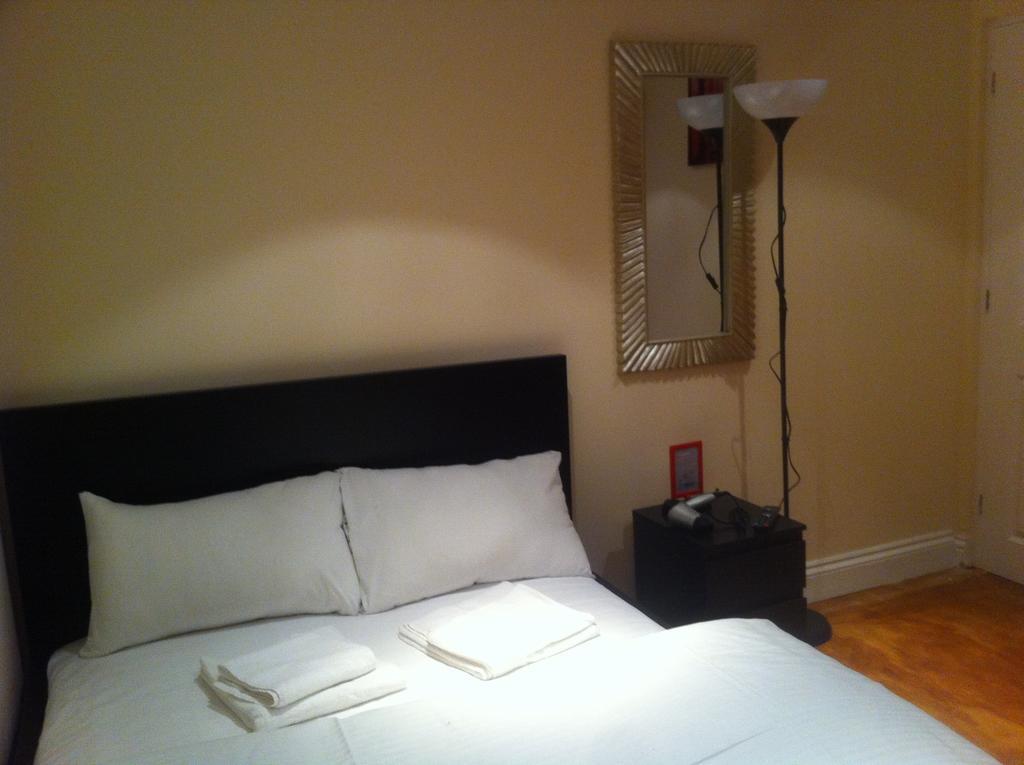 צ'יגוול The Greyhound Cottage חדר תמונה